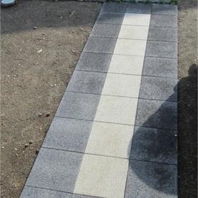 透水性舗装材「スーパーテラMD」のアプローチ 透水性舗装材「スーパーテラMD」のアプローチ