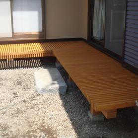 ヒノキの濡れ縁 ヒノキの濡れ縁