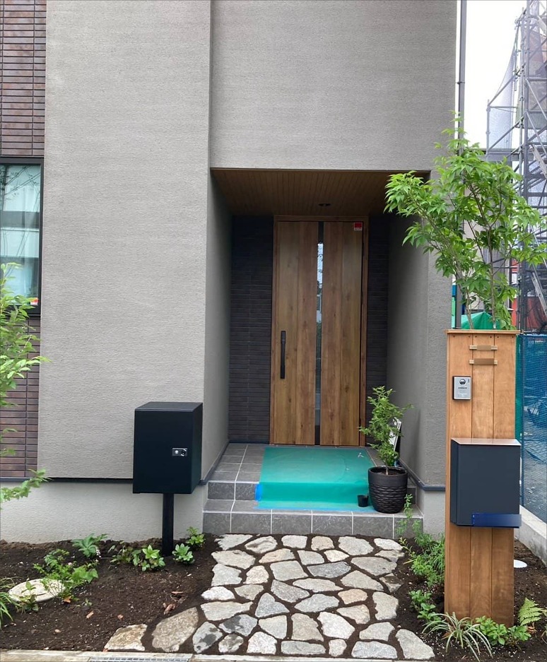 玄関周り 玄関周り